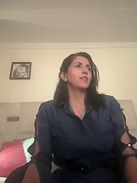 SamanthaWalker  online show from April 24, 2026, 2:19 pm