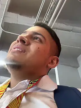 OliverTabordaa online show from April 10, 2026, 7:51 pm