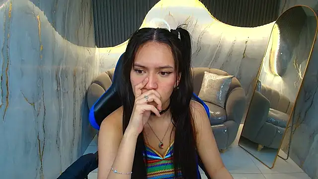 candy sky r online show from July 11, 2026, 3:09 am
