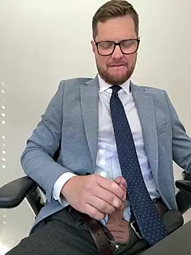 Snapshot of the-gen-xxx chatting on April 8, 2026, 5:13 pm the-gen-xxx online show from April 8, 2026, 5:13 pm