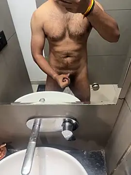 Vibrator2509 online show from March 6, 2026, 4:58 pm