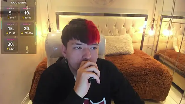 Santiago morgan online show from March 18, 2026, 10:02 pm