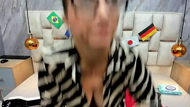 Milf Drip online show from June 20, 2026, 12:41 pm