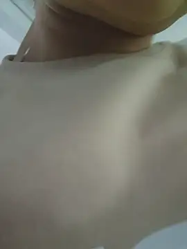 Pretty Julieta online show from April 14, 2026, 10:05 pm