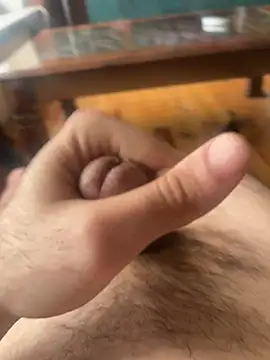 likemonster11 online show from April 4, 2026, 12:02 pm