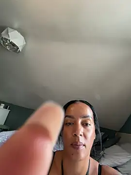 Saskia xx online show from July 28, 2026, 11:17 am