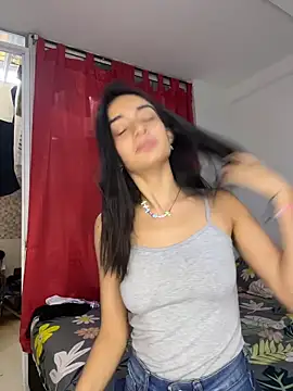 leilani X online show from April 13, 2026, 2:22 pm