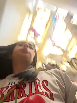 leilani X online show from April 15, 2026, 1:29 pm