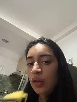 leilani X online show from April 24, 2026, 2:19 pm