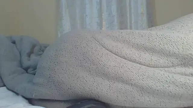 Snapshot of ndivhuwomuleya chatting on May 13, 2026, 4:26 pm ndivhuwomuleya online show from May 13, 2026, 4:26 pm