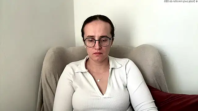 Snapshot of SofiaTease chatting on May 24, 2026, 1:16 pm SofiaTease online show from May 24, 2026, 1:16 pm