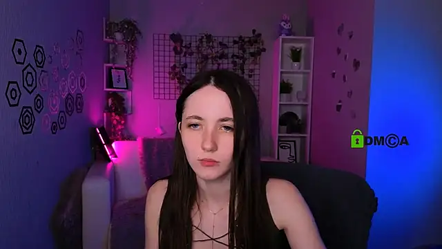 bella dorn online show from June 1, 2026, 4:14 am