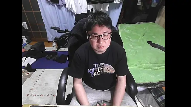 Snapshot of hide39 chatting on March 8, 2026, 2:54 pm hide39 online show from March 8, 2026, 2:54 pm