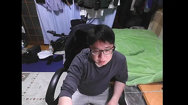 Snapshot of hide39 chatting on March 9, 2026, 3:05 pm hide39 online show from March 9, 2026, 3:05 pm