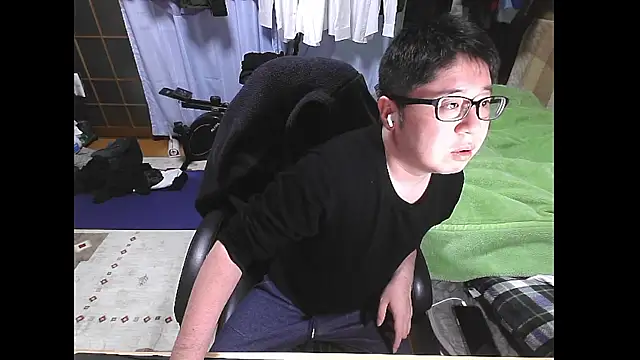 Snapshot of hide39 chatting on March 11, 2026, 2:23 pm hide39 online show from March 11, 2026, 2:23 pm