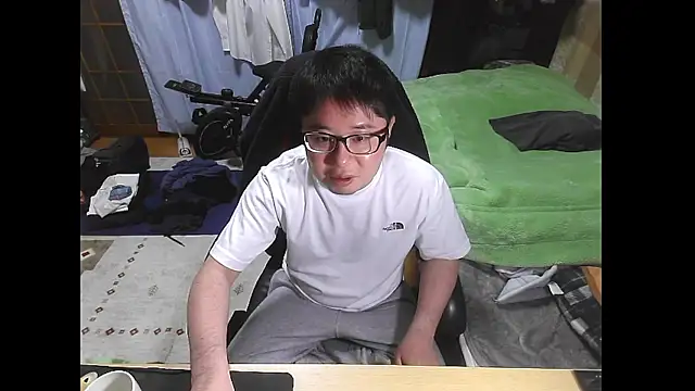 Snapshot of hide39 chatting on March 19, 2026, 2:10 pm hide39 online show from March 19, 2026, 2:10 pm