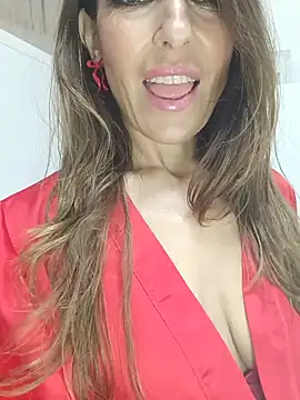Snapshot of ChiaraFerraro chatting on May 15, 2026, 6:53 am ChiaraFerraro online show from May 15, 2026, 6:53 am