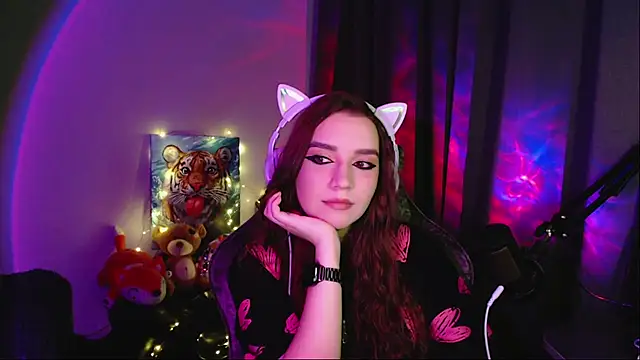 Celia Sensual  online show from June 4, 2026, 7:53 pm