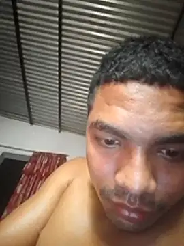 Snapshot of Nestor_lov1 chatting on April 7, 2026, 6:41 pm Nestor lov1 online show from April 7, 2026, 6:41 pm