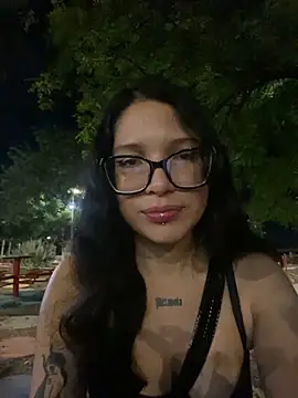 Petite Artemis online show from April 7, 2026, 5:19 am