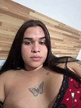 Gabrielaparaiso online show from April 14, 2026, 12:05 am