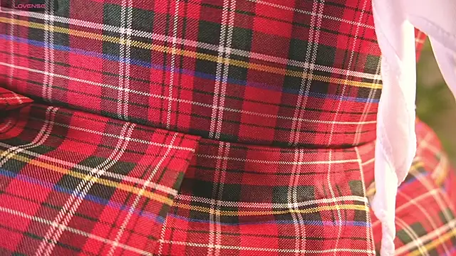 SoyJuliana 19 online show from March 27, 2026, 3:01 am