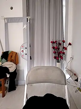 nini10052026 online show from March 17, 2026, 3:44 am