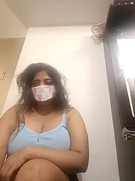 Miss Hottie online show from March 9, 2026, 7:07 pm