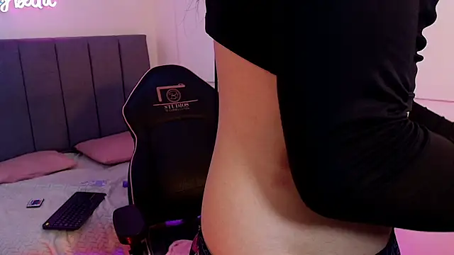 KVAS TAY1 online show from March 18, 2026, 3:04 pm