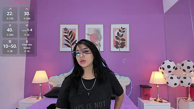 YayaQueen online show from July 16, 2026, 11:49 am