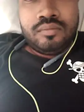 Snapshot of DjWaleBabu01 chatting on April 25, 2026, 11:46 am DjWaleBabu01 online show from April 25, 2026, 11:46 am