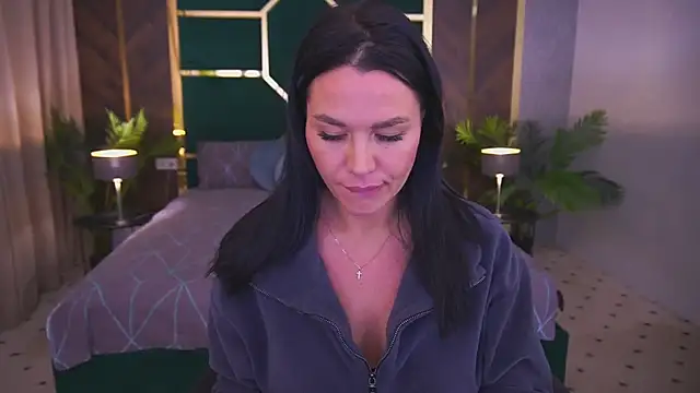 Casey Min online show from March 25, 2026, 7:36 am