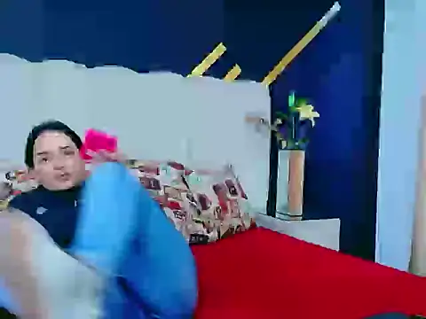 IsadoraSmit online show from April 30, 2026, 11:05 am