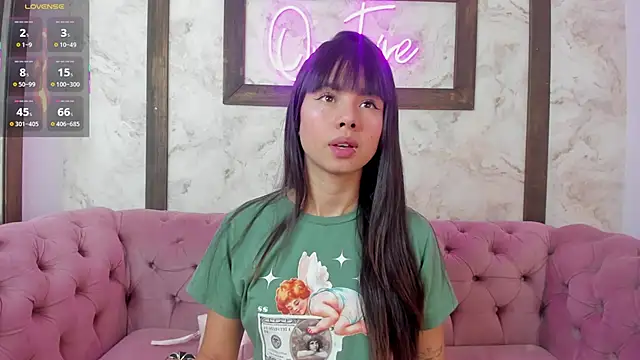 Tamara Ferrer online show from March 29, 2026, 11:32 am