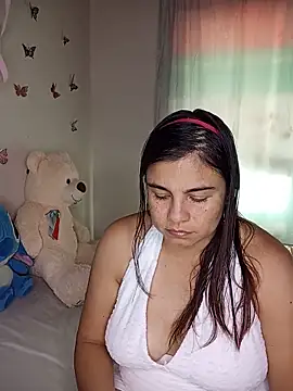 Snapshot of BettyBoo_w chatting on June 14, 2026, 5:15 pm BettyBoo w online show from June 14, 2026, 5:15 pm