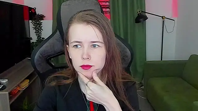 AriaGracen online show from March 13, 2026, 11:28 am