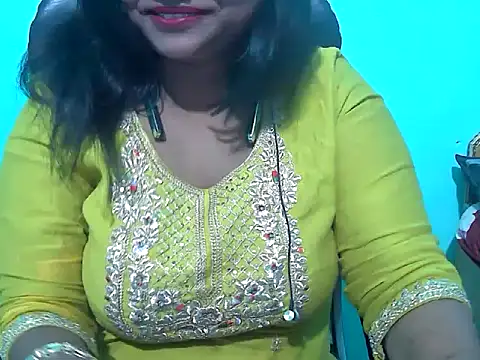 Rashmi hotgirl online show from April 14, 2026, 4:57 pm