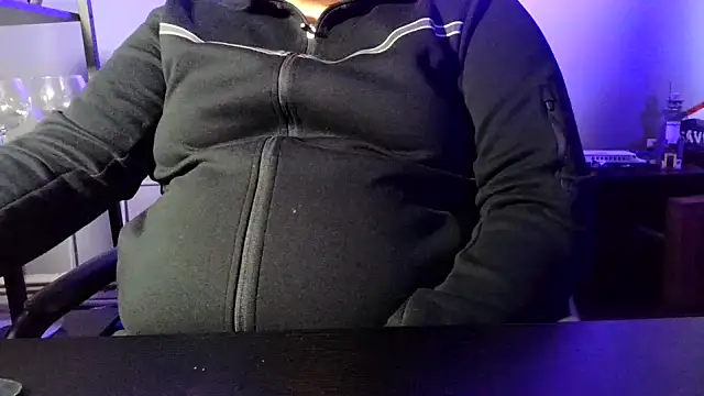 bshcock online show from March 7, 2026, 2:47 pm