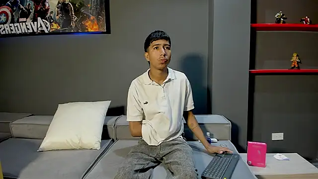 Ender h0tt online show from March 19, 2026, 1:48 pm