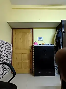 Snapshot of zoro_live chatting on March 7, 2026, 8:39 pm zoro live online show from March 7, 2026, 8:39 pm