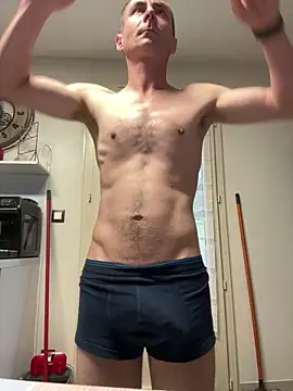 johnsex1989 online show from May 5, 2026, 6:54 am