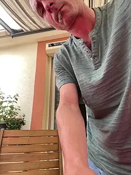 johnsex1989 online show from May 31, 2026, 2:13 pm