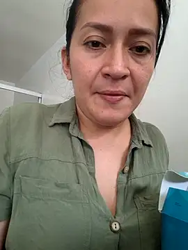 Snapshot of Dr_Edna_naughty chatting on July 18, 2026, 8:56 pm Dr Edna naughty online show from July 18, 2026, 8:56 pm