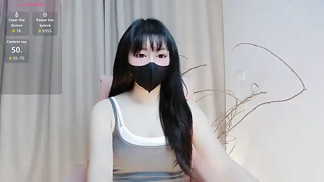 Sweet-Shuna online show from March 15, 2026, 1:44 am