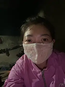 Bling-pusy online show from March 13, 2026, 10:49 pm