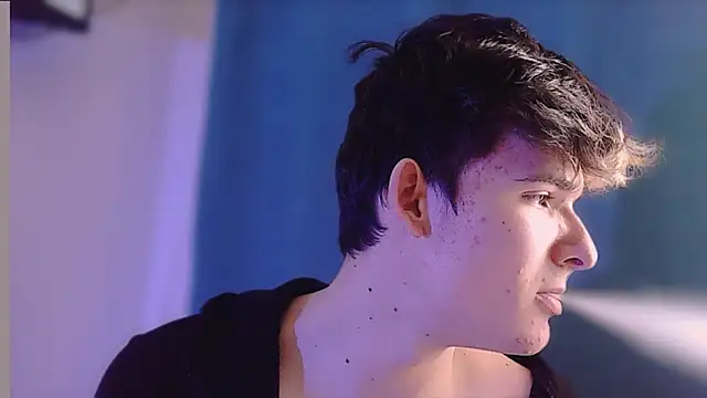 niksikor online show from March 10, 2026, 10:53 am