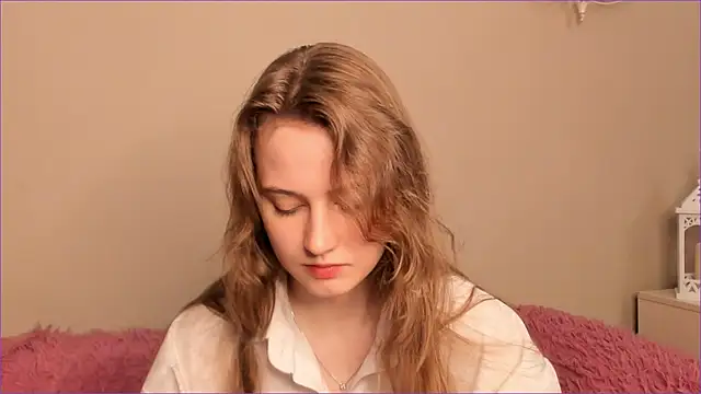 RubieHeiser online show from April 24, 2026, 9:34 am