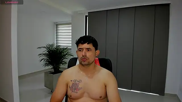 TroyeSavage online show from March 13, 2026, 12:45 pm