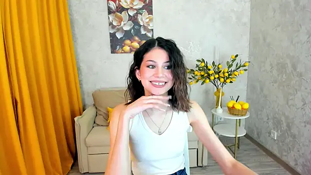 KateKross online show from April 14, 2026, 6:25 pm