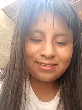 lunaxxx24 online show from April 1, 2026, 8:17 pm